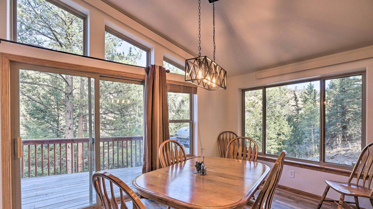 Idaho Springs Cabin | Bright Idaho Springs Cabin w/ Mountain Views!