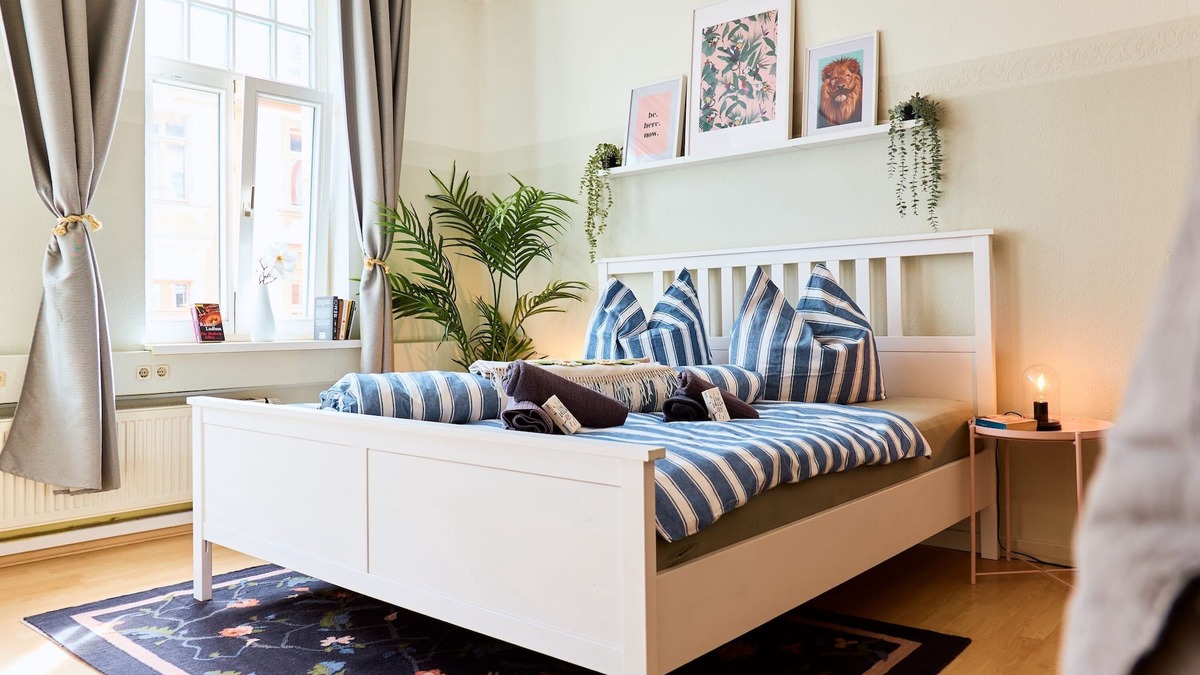 Erfurt Old Town Apartment | ★ Bright Jugendstil Apartment in the ❤ of Erfurt ★