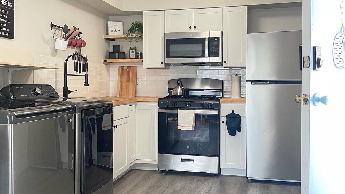 Medical District Apartment | Bright & Modern Apt in City Center