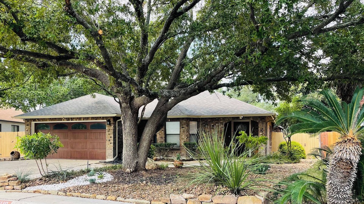 Wetmore House | Bright, Modern Space for Family & Friends