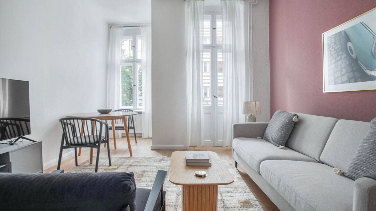 Prenzlauer Berg Apartment | Bright Prenzlauer Berg 2BR, nr Mauerpark, by Blueground