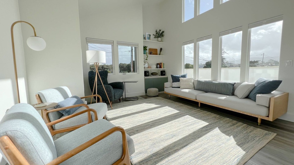 Baywood Park House | Bright, quiet home for long term rentals near nature trails and the beach