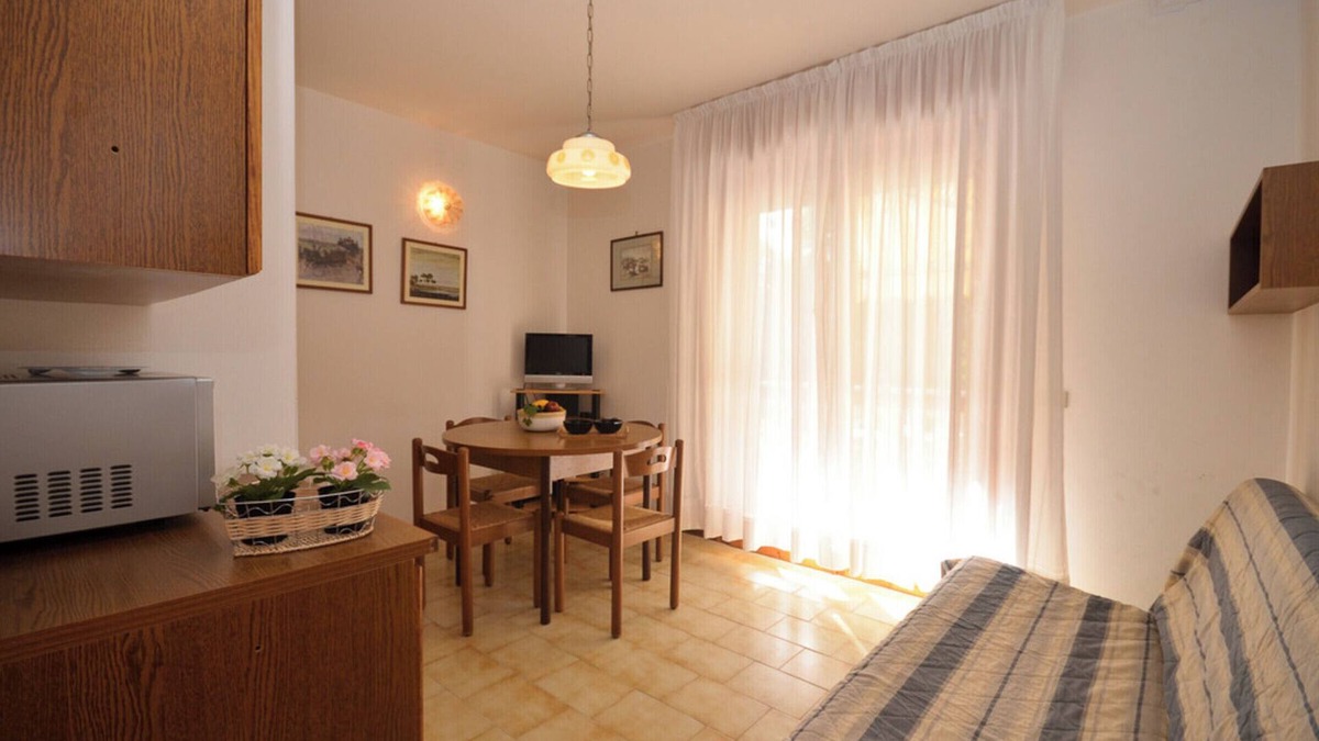 Bibione Pineda Apartment | Bright Retreat in a Quiet Area