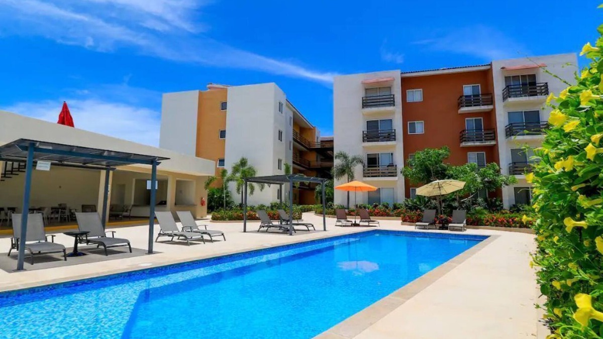 Las Jarretaderas Condo | Bright & Spacious 2bd-2ba Condo + Pool + Jacuzzi + Gym