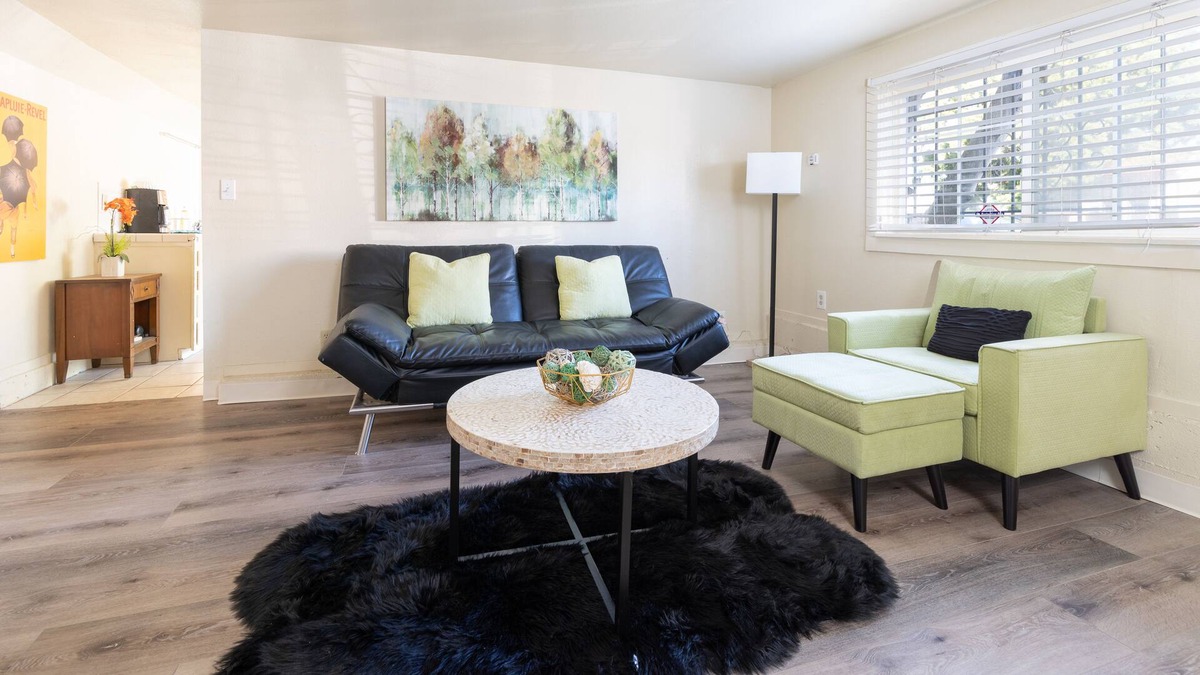 Ralph Bunche Apartment | Bright & Spacious 1-Bedroom Apartment - Sleeps 5 Guests!