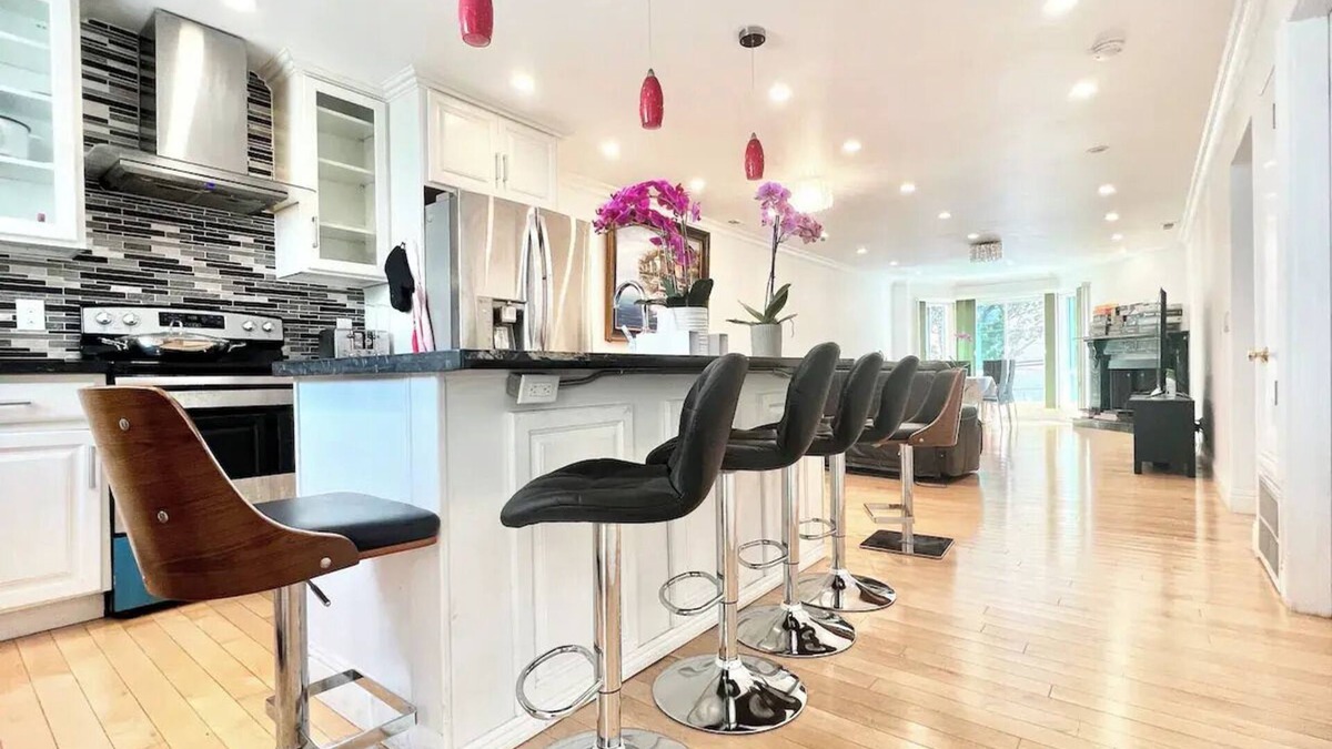 Inner Richmond Apartment | Bright Spacious 3 bedroom by Golden Gate Park & Presidio