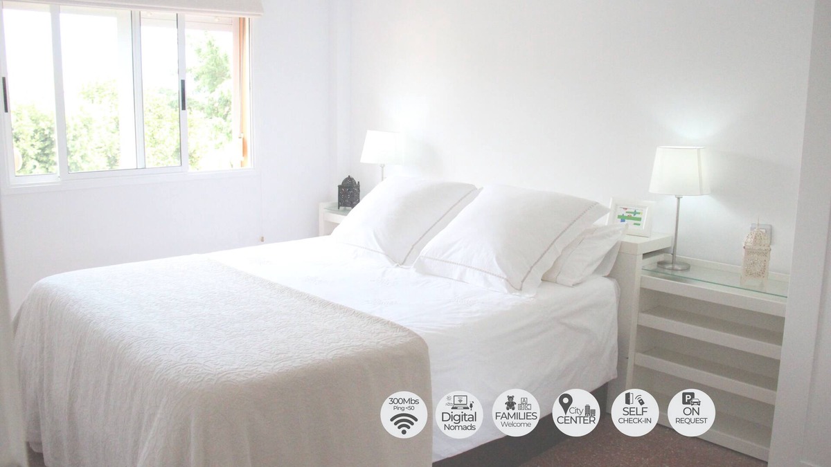 San Fernando Apartment | Bright & Spacious Apartment Digital Nomads Families Full Kitchen Parking