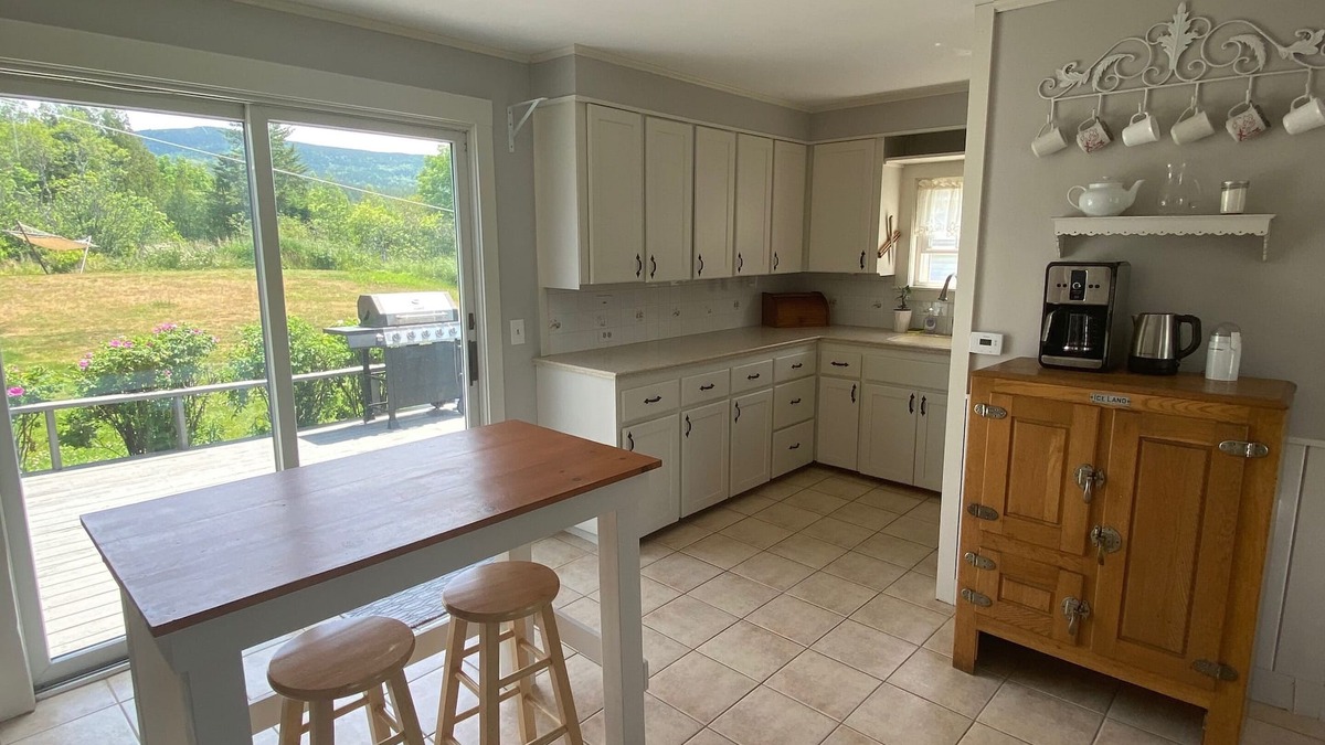 Seal Cove Other | Bright, spacious, views of Acadia from the Quiet Side, Booking for Summer 2025!