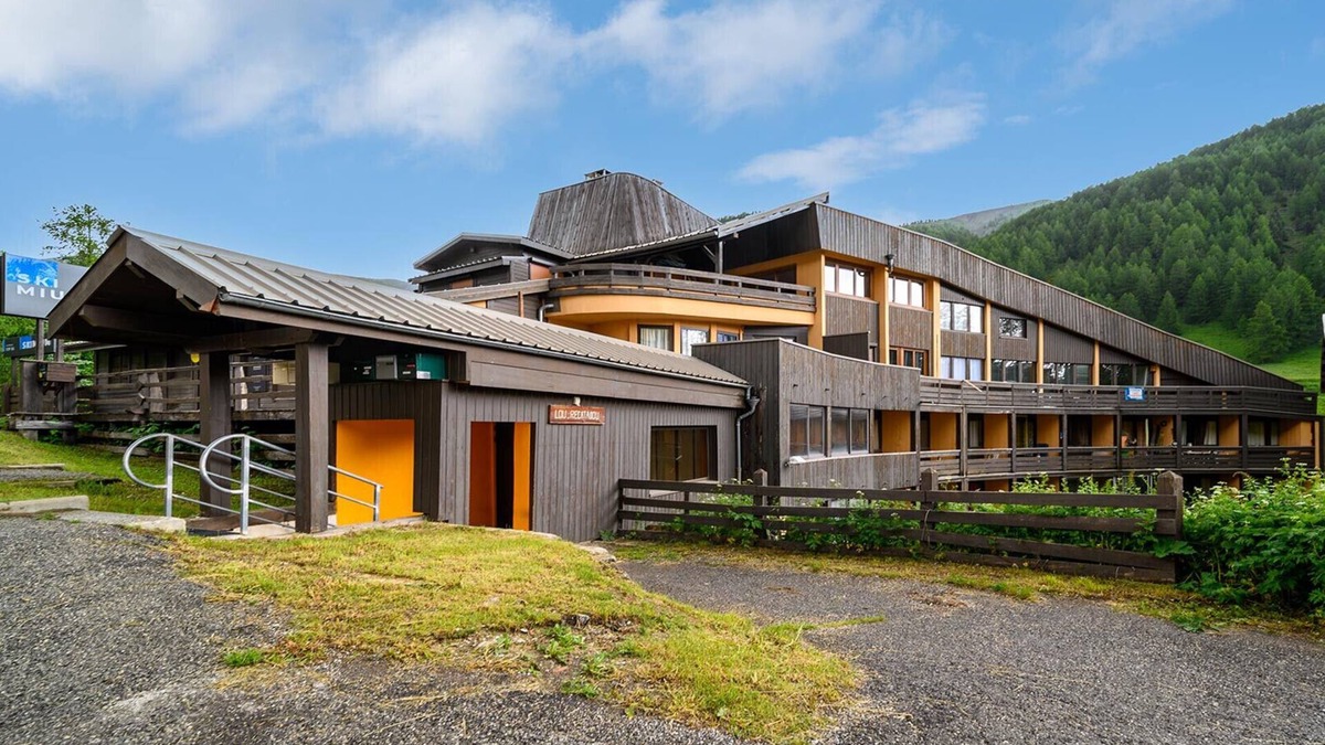 Allos Apartment | Bright studio 4 pers Mountain view