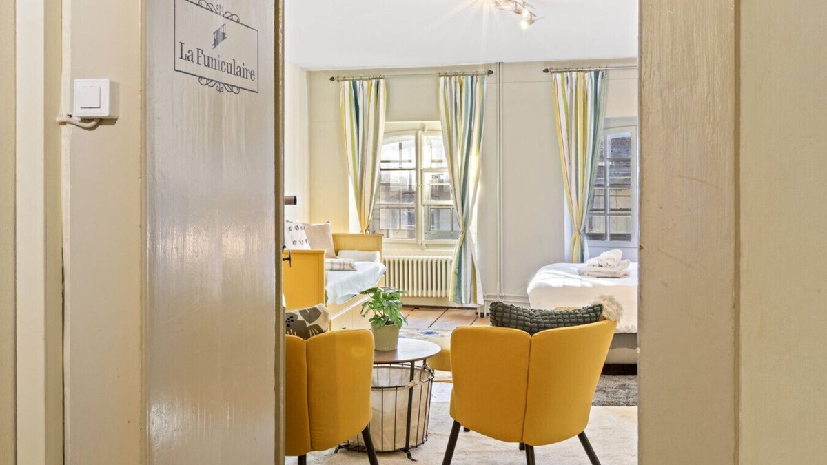 Fribourg Apartment | Bright studio in Freiburg's old town