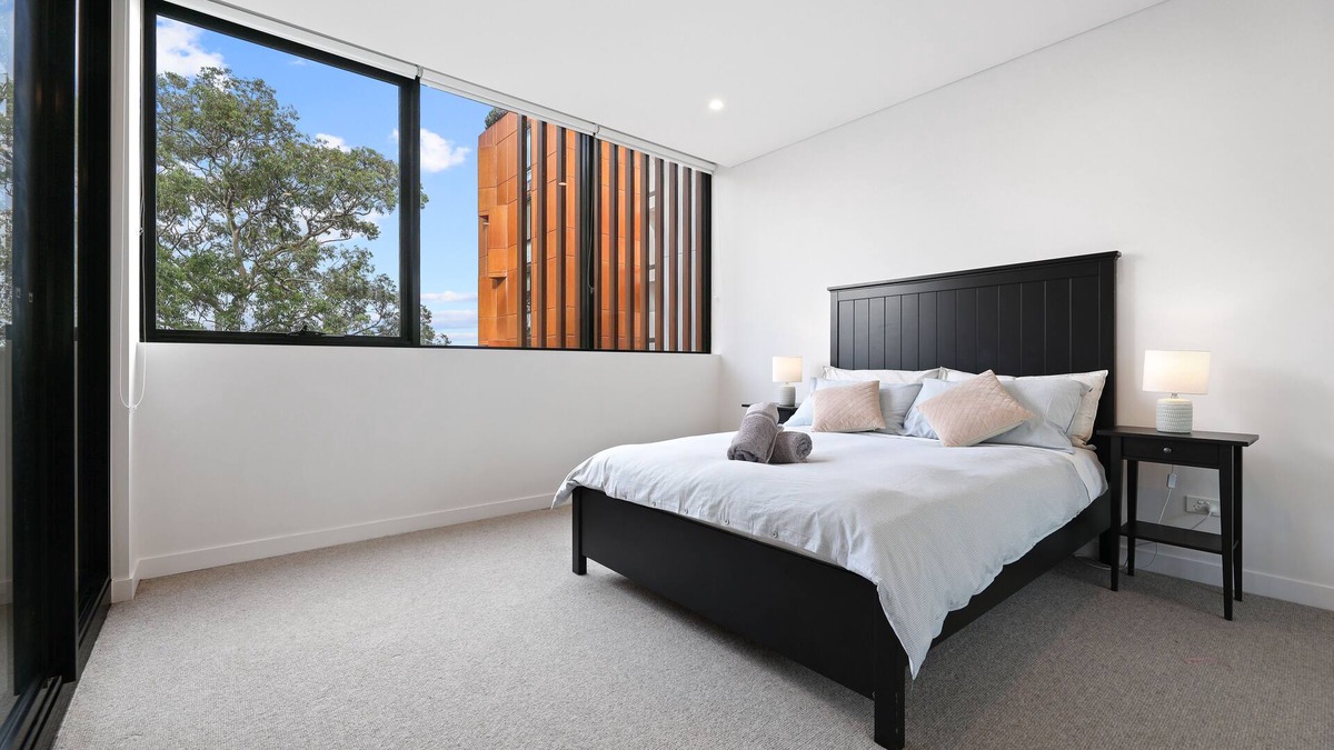 Gordon Apartment | Bright & Stylish 2-Bedroom Escape in Gordon