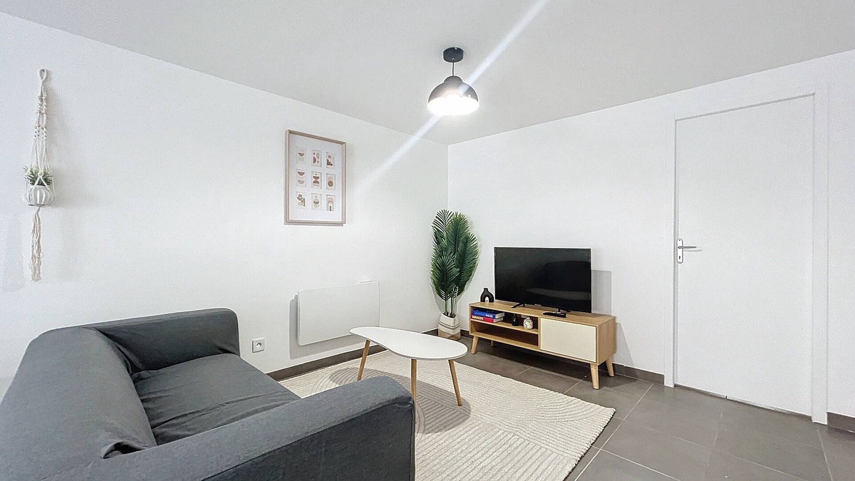Cuxac-dʼAude Apartment | Bright T3 for 4 people