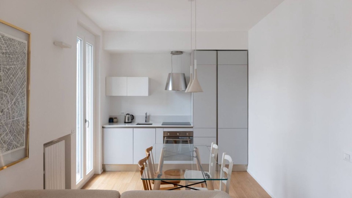 Simonetta Apartment | Bright Two-Room Apartment with Terrace - Mirable PM