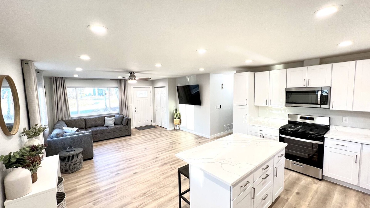 Wasilla House | Bright Updated Family Home