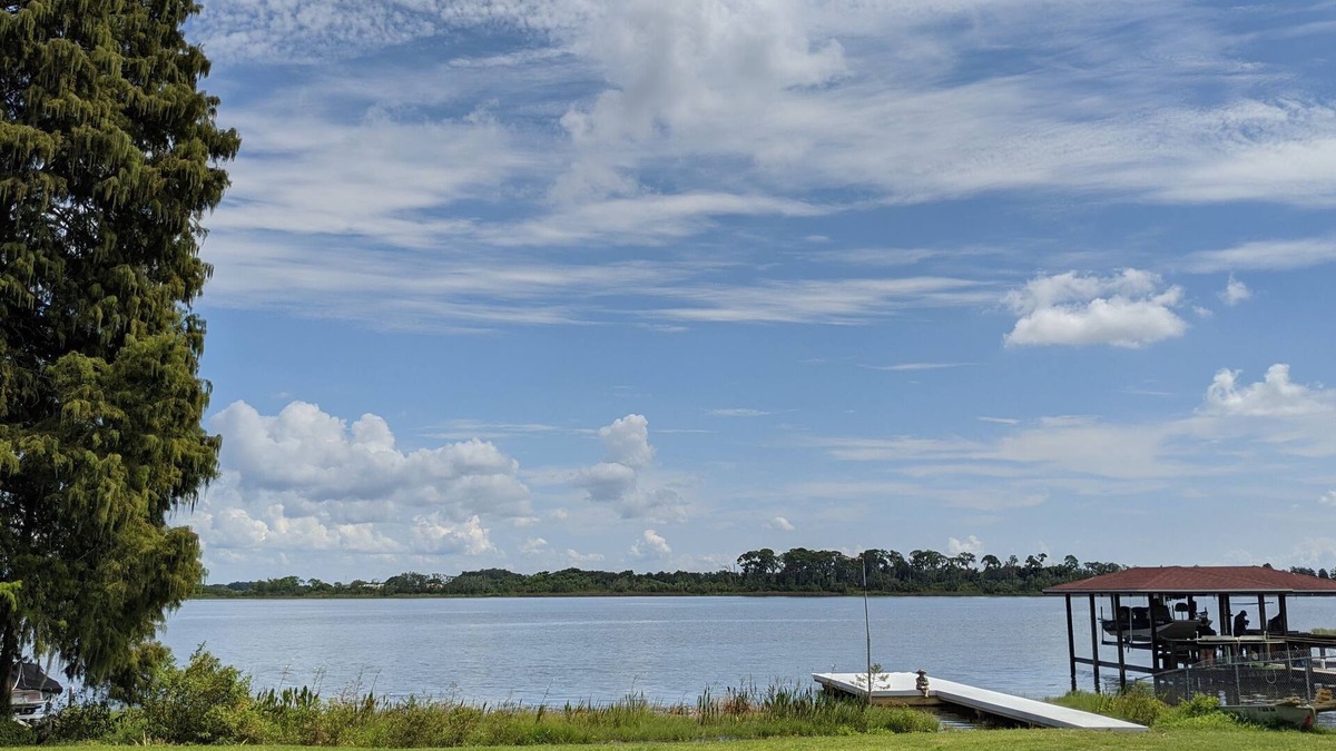 Winter Haven House | Bright Waterfront Home on Winter Haven's Lake Jessie