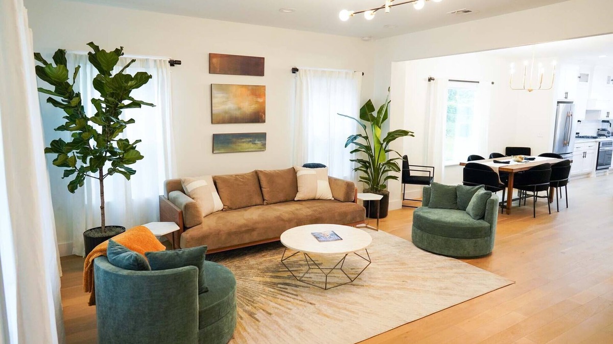 Tulsa House | Bright & Welcoming home to stay and play!