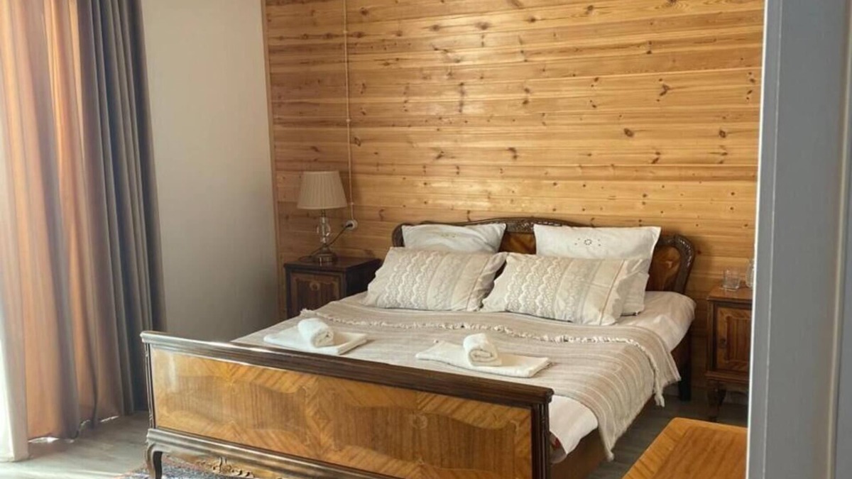 Tsageri Apartment | Brilliant 3-bedroom apartment in Chalistavi
