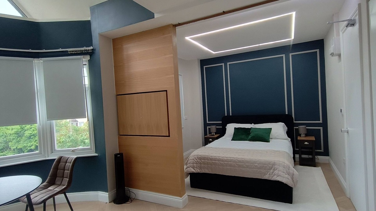 Harrow Apartment | Brilliant Greater London Studio Near Station