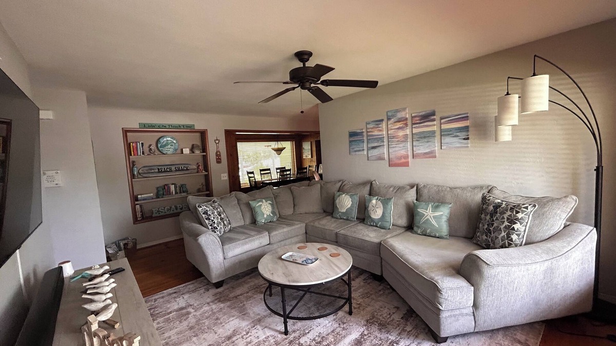 South Daytona House | Bring the family & friends! Cozy, Spacious and 4 miles to the Beach & Speedway!