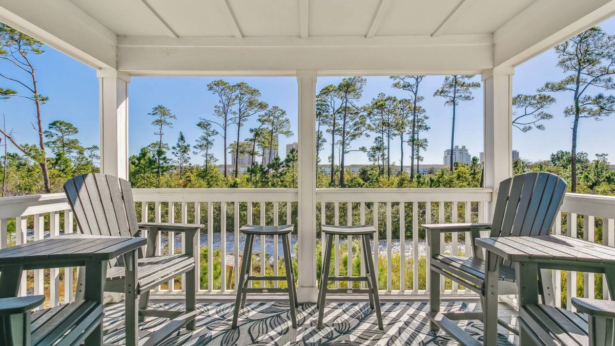 Ono Island House | Bring Your Bikinis & Martinis to Lost Key |Beach Gear Included |Steps to Gulf |Pools|Dogs OK