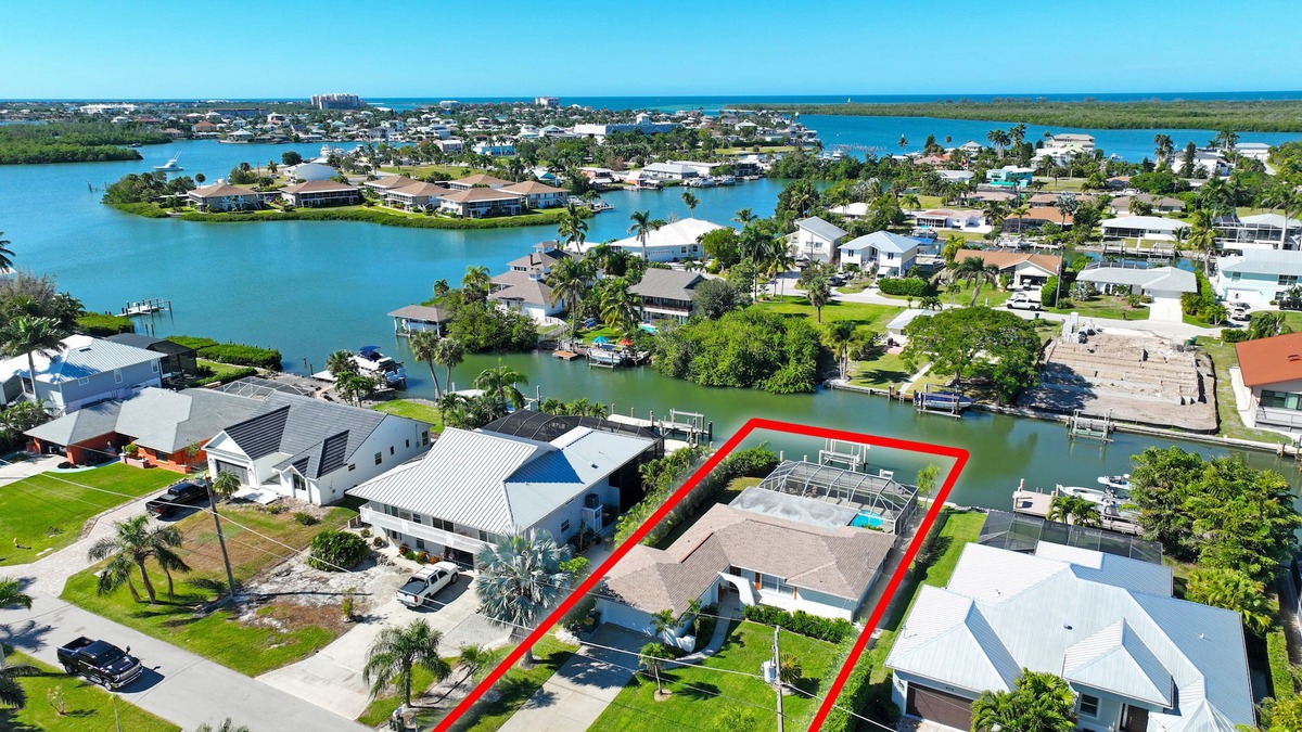 Isles of Capri House | " BRING YOUR BOAT! Enjoy easy access NEW dock, Pool & more!