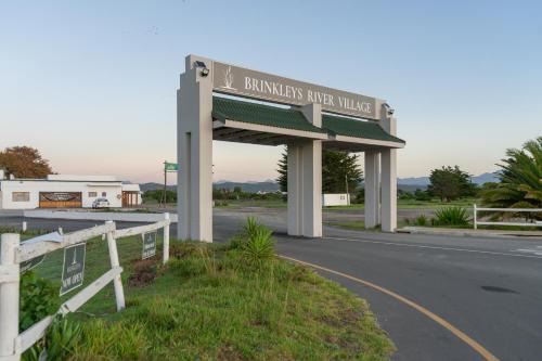 Klein Brak River Hotel | Brinkley's River Village