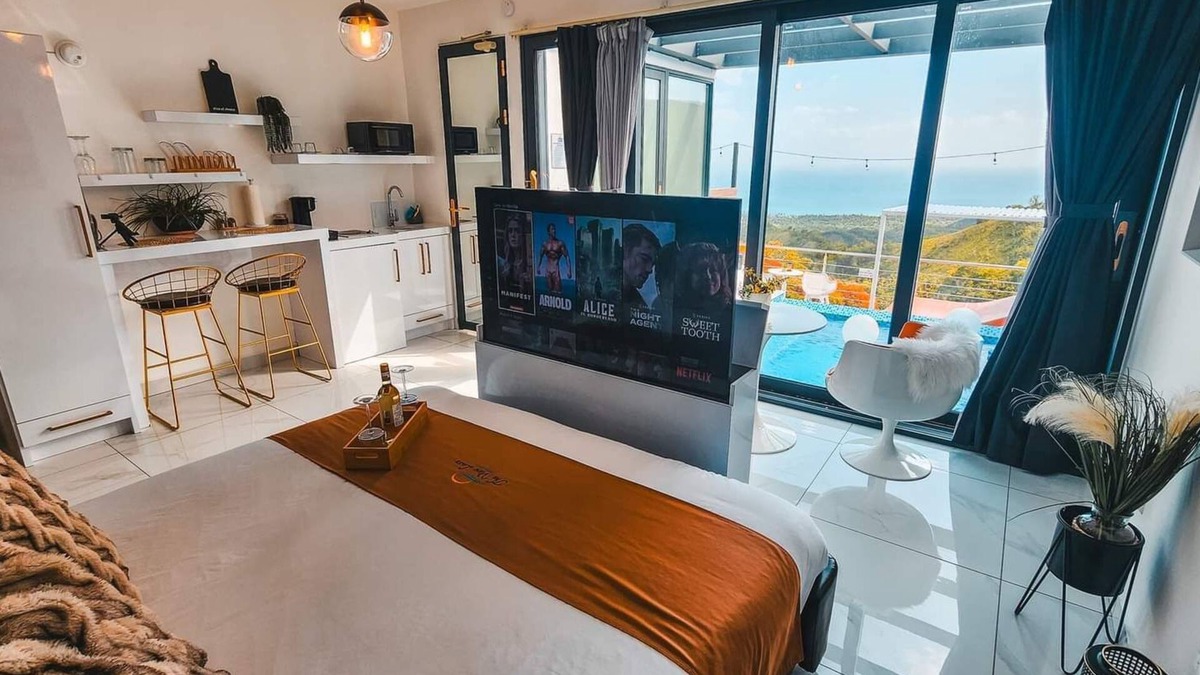 Pinales Apartment | Brisas Suite/Intimate getaway/Private&Heated pool