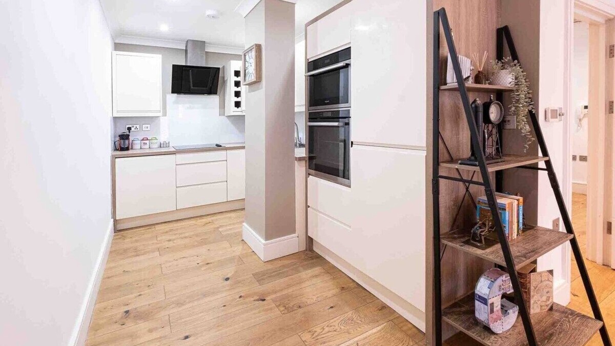 Bristol Floating Harbour Apartment | Bristol Riverside House - 1 Bedroom Apartment