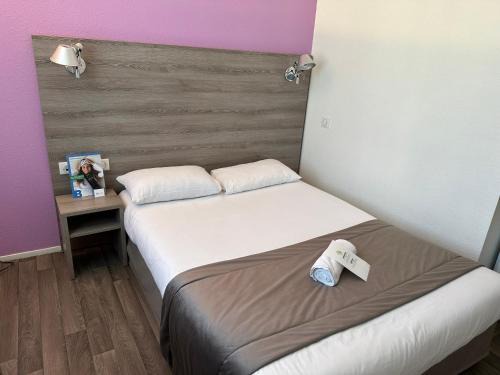 Nevers Hotel | BRIT HOTEL CONFORT NEVERS Centre Gare