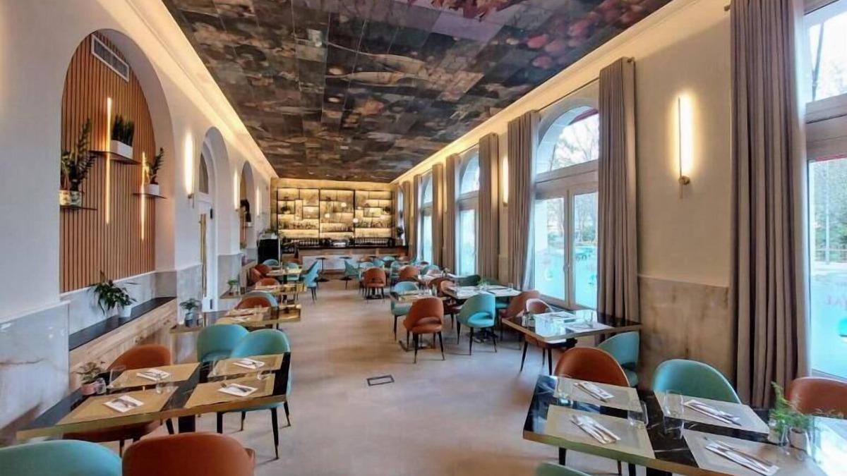 Troyes Hotel | Brit Hotel Le Royal - Troyes
