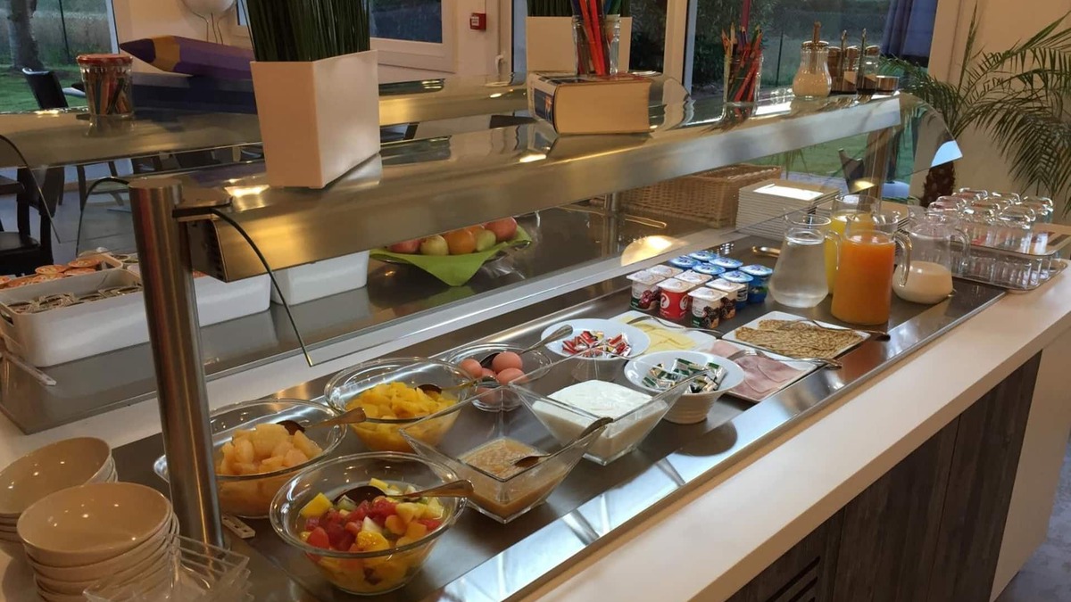 Val-de-Reuil Hotel | Brit Hotel Rouen Sud/Val De Reuil