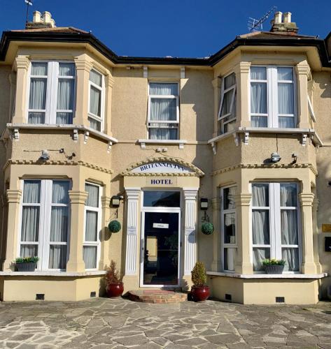 Valentines Hotel | Britannia Inn Hotel