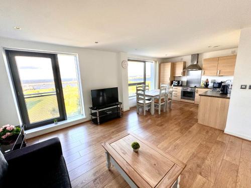 Newhaven Apartment | Britannia Ocean Park Apartments - Fast Wifi and Free Parking