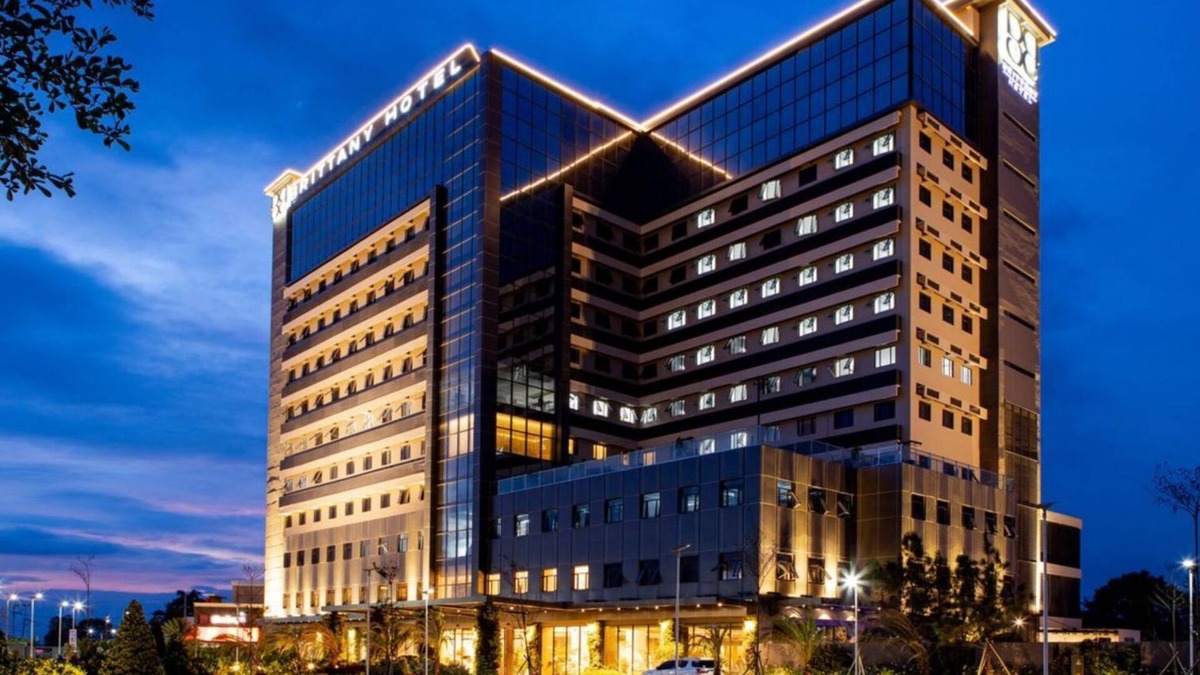 Bacoor City Hotel | Brittany Hotel Villar City