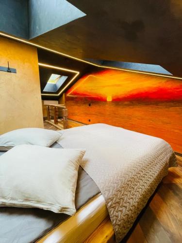 Teika Apartment | BRIVIBAS RESIDENCE - SUNSET, free PRIVAT parking, free WIFI, self check-in