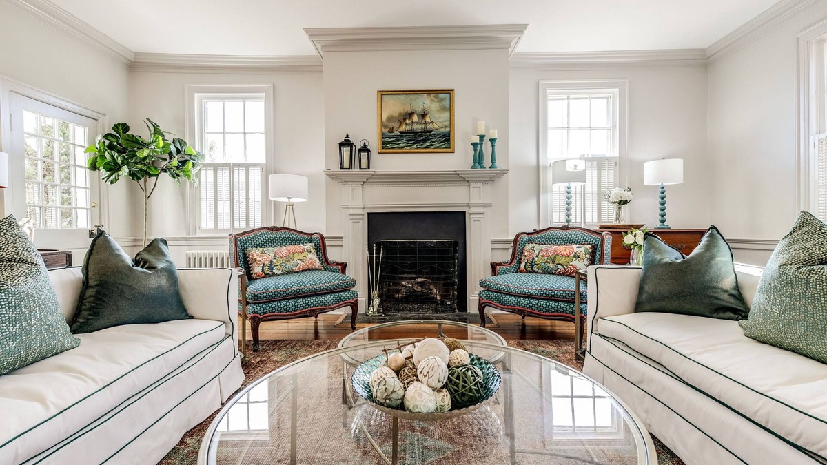 Old Town West House | Brockett House - An Old Town Row Home!