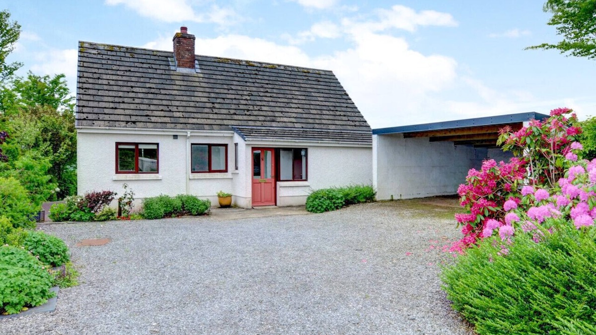 Llanfyrnach House | Brodeg - Two Bedroom House, Sleeps 4
