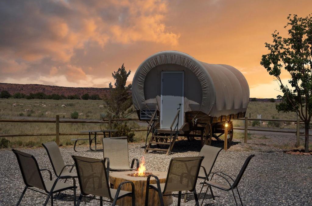 Torrey Hotel | Broken Spur Inn & Steakhouse