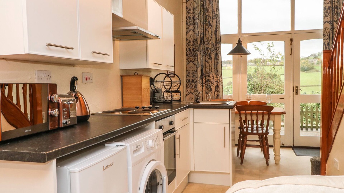 Oakworth Cottage | Bronte Barn