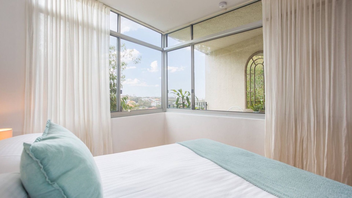 Waverley Apartment | Bronte Beach Coastal Apartment with Ocean View