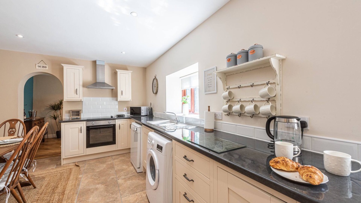 Frodsham Cottage | Brook Farm Barn