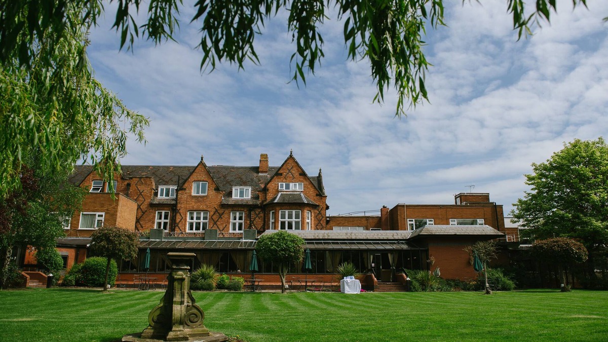 Mollington Hotel | Brook Mollington Banastre Hotel and Spa