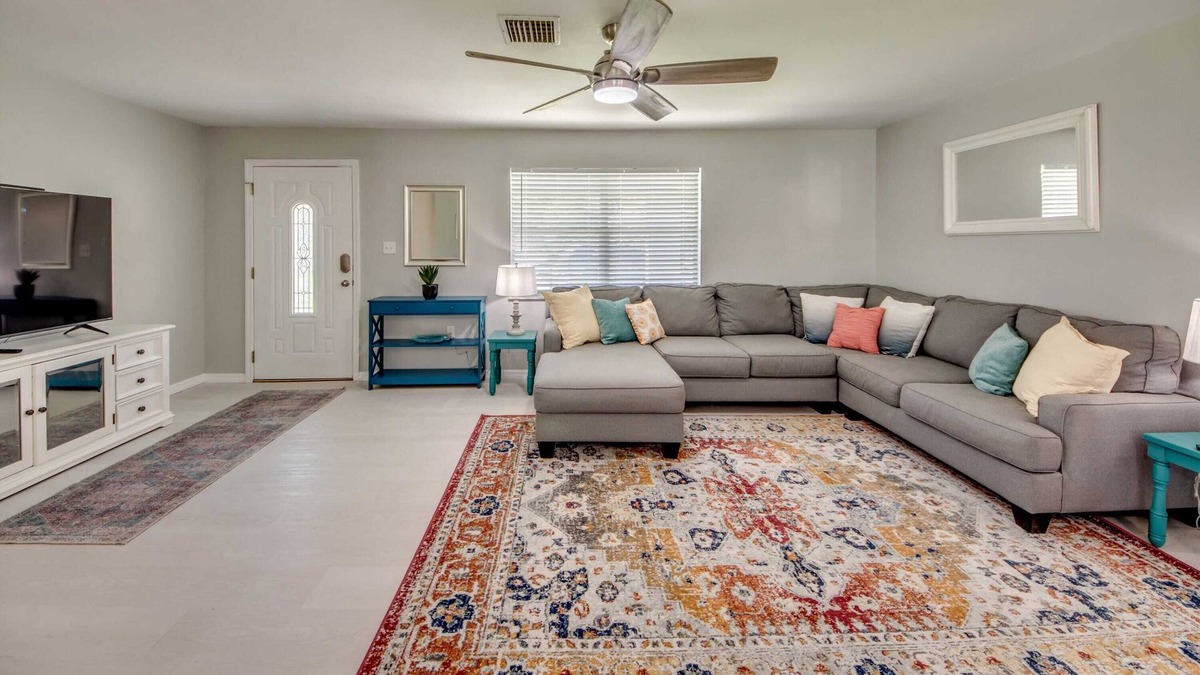 Fort Myers House | Brooks Cottage*River Access*Art* Edison Estate*