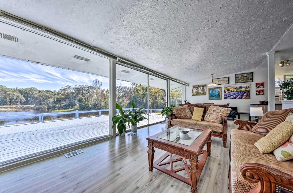 Jacksonville House | Brookside Waterfront Home with Kayaks and Deck!