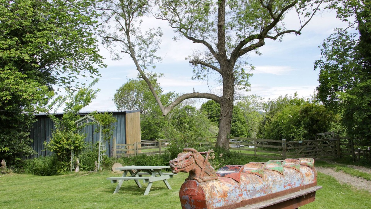 Montgomery Cottage | Broughton Stables