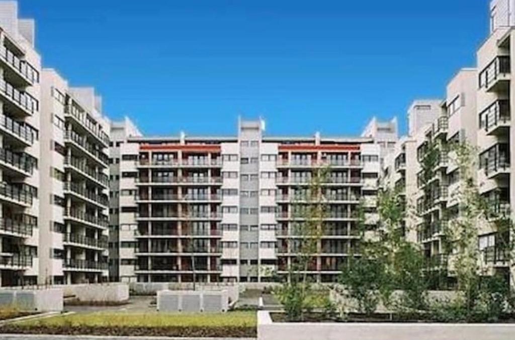 Ujlipotvaros Apartment | Brown house