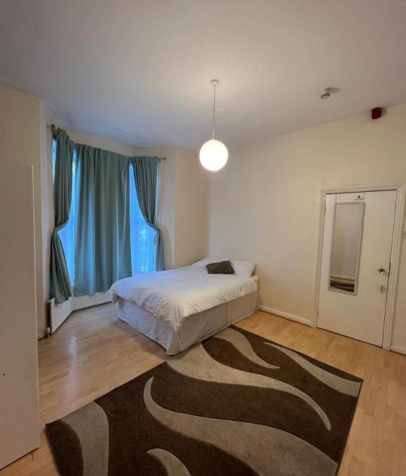 Tottenham House | Bruce Rooms