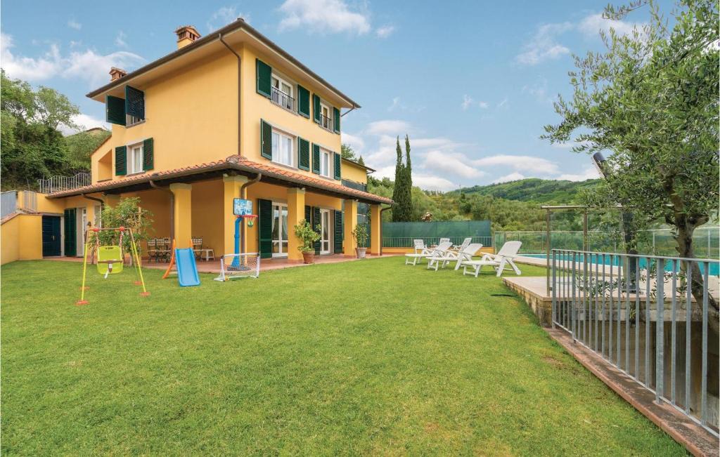 Massa e Cozzile House | Brunese