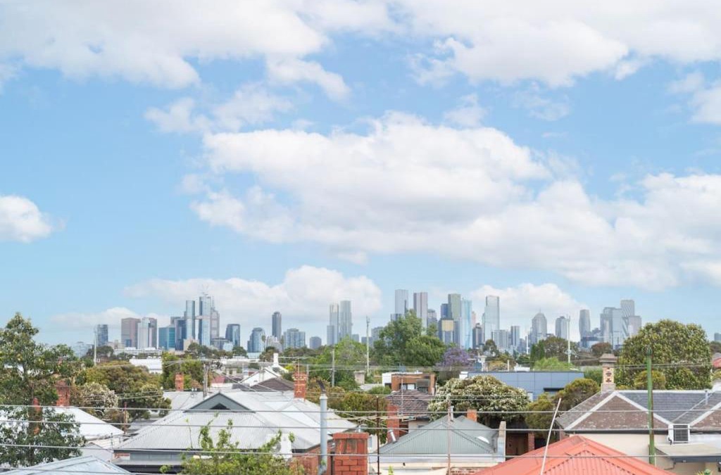 Brunswick House | Brunswick 3bdrm townhouse, with parking by Custom Bnb Hosting
