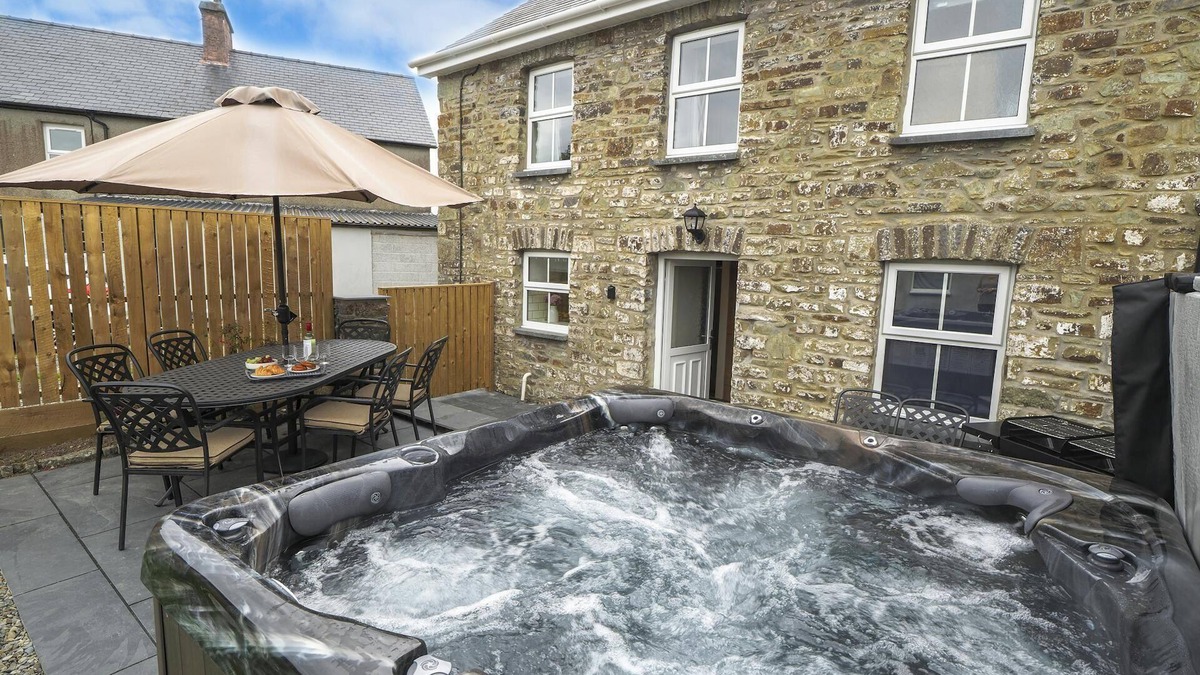 Dihewid Cottage | Bryndalis, Aberaeron